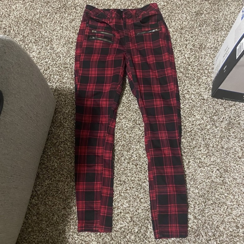 a976-A4~ HT Denim, Hot Topic~Size 3 Woman Bottoms, 26 Inch Waist~Womens~Pants - Picture 1 of 14